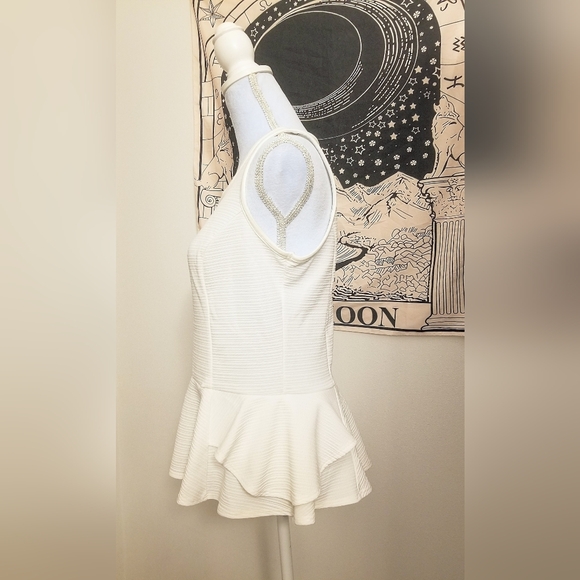 White Textured Sleeveless Peplum Top- NWOT - Picture 2 of 5